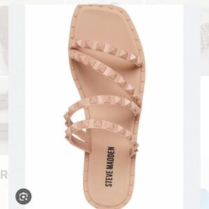 NEW! never worn! Steve Madden Skyler J Nude Studded Slip On Sandal